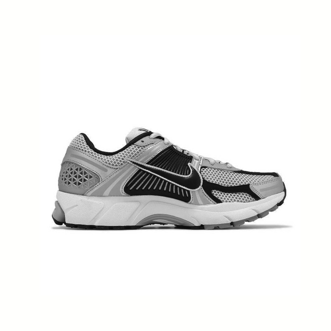 Nike Zoom Vomero 5 "Metallic Silver & Black"