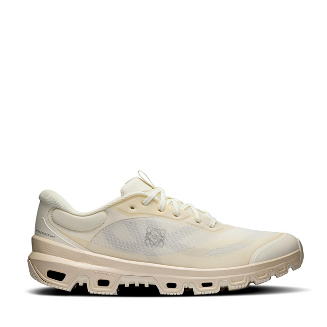 LOEWE X ON CLOUDVENTURE 2.0 EGGSHELL