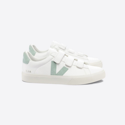 Veja RECIFE LEATHER WHITE MATCHA